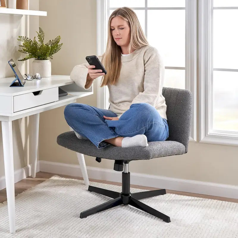 Chaise d'ordinateur sans accoudoirs et sans roulettes