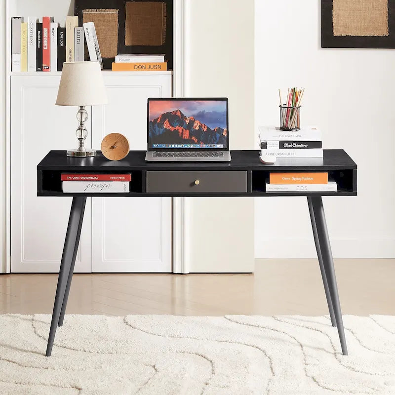 Bureau du milieu du siècle avec ports USB et prise de courant, bureau d'étude moderne avec tiroirs, bureau d'ordinateur pour la maison