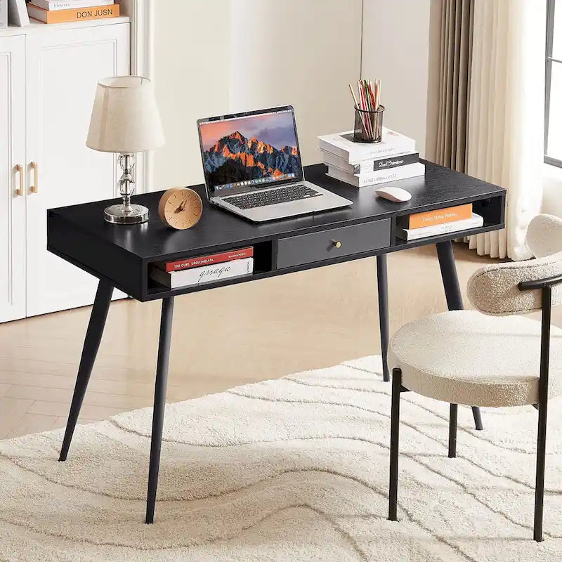 Bureau du milieu du siècle avec ports USB et prise de courant, bureau d'étude moderne avec tiroirs, bureau d'ordinateur pour la maison
