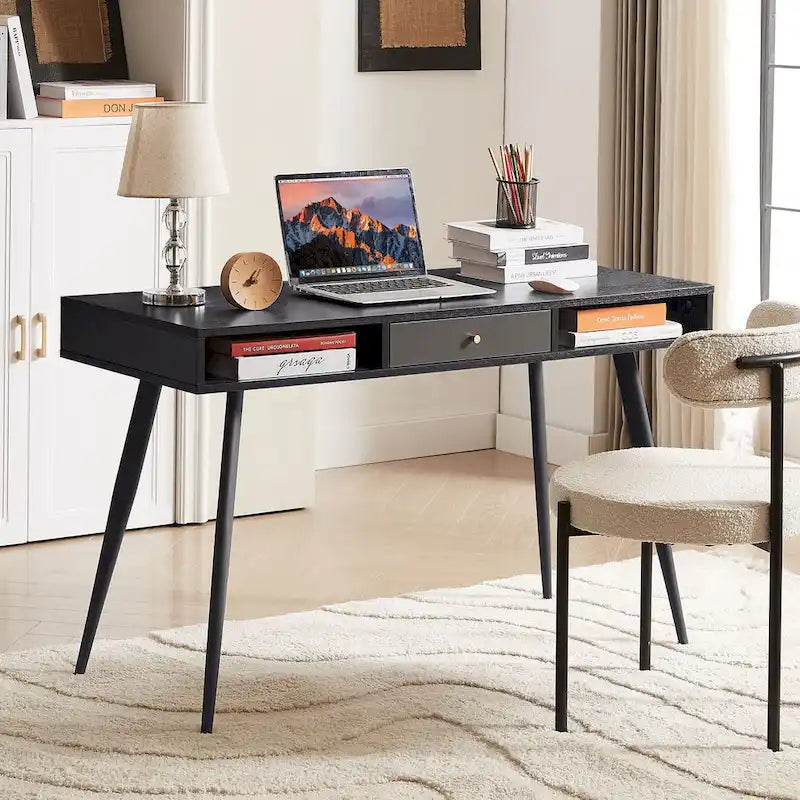 Bureau du milieu du siècle avec ports USB et prise de courant, bureau d'étude moderne avec tiroirs, bureau d'ordinateur pour la maison
