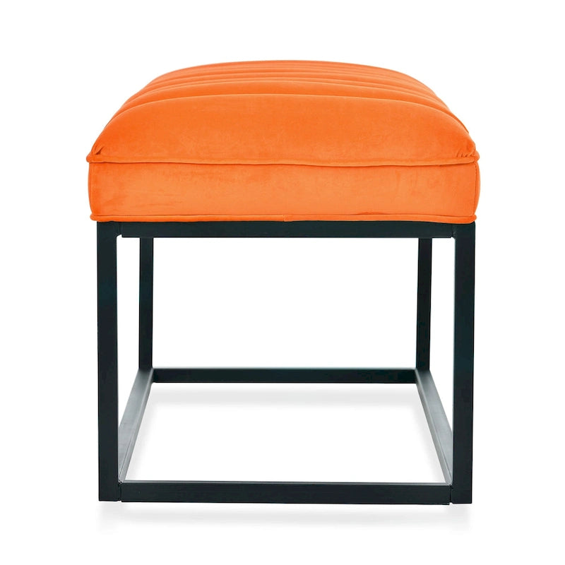Banc capitonné avec piètement en métal moderne pour chambre ou entrée